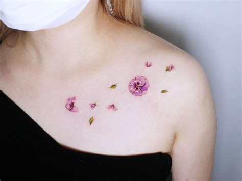 Tatuajes en la clavícula: 30 Diseños para expresar tu。